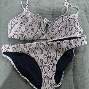 Great used condition Seafolly swimsuit. Sz 14